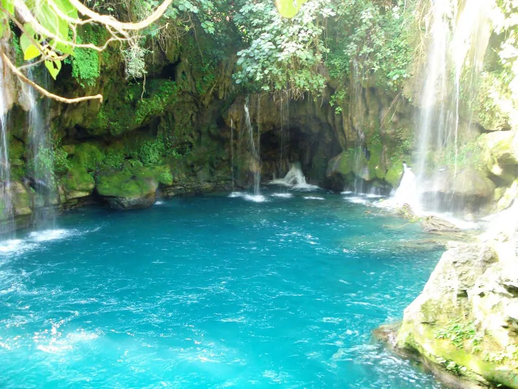 Nota sobre Ruta de Bacalar la laguna de los siete colores, Quintana Roo