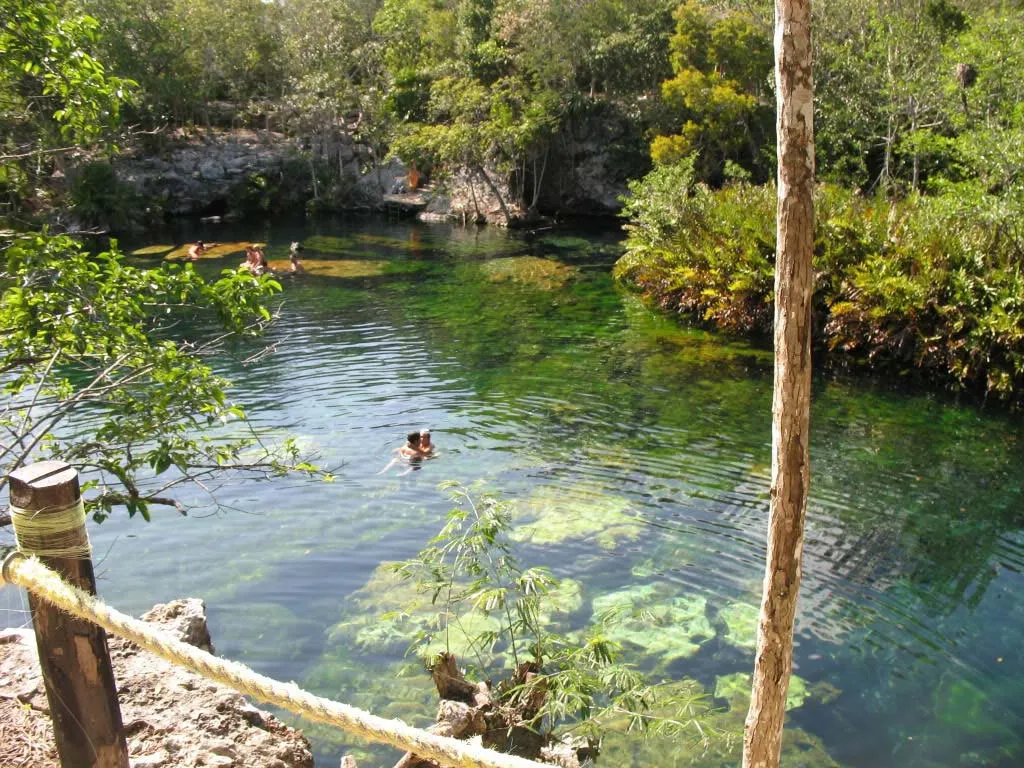 Nota sobre Cenote Xcalah, Yucatán