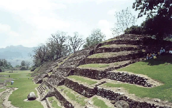 Nota sobre Zona arqueológica de Kabah, Yucatán