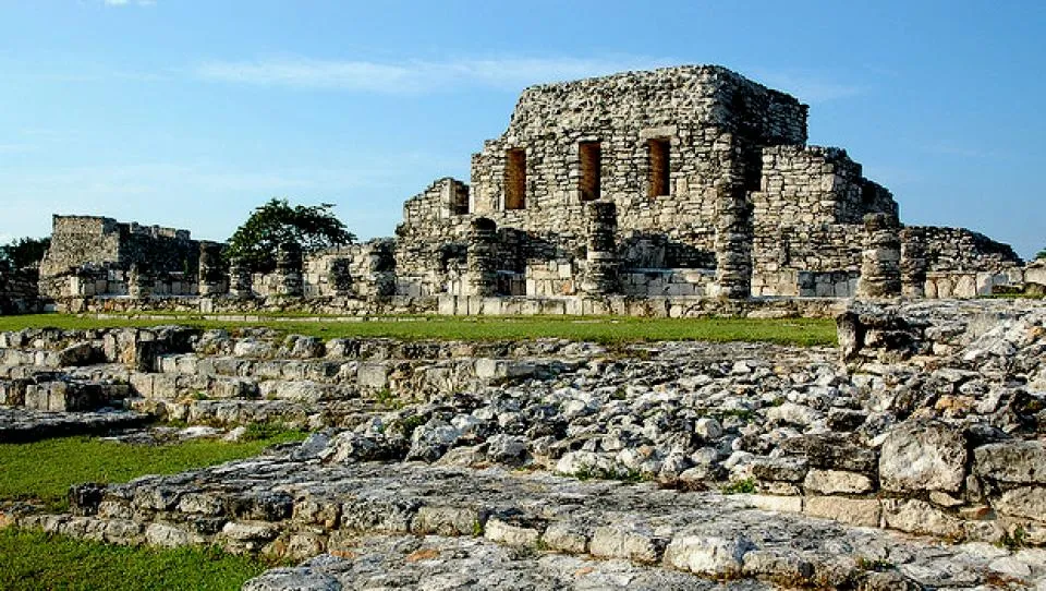 Nota sobre Zona arqueológica de Labná, Yucatán