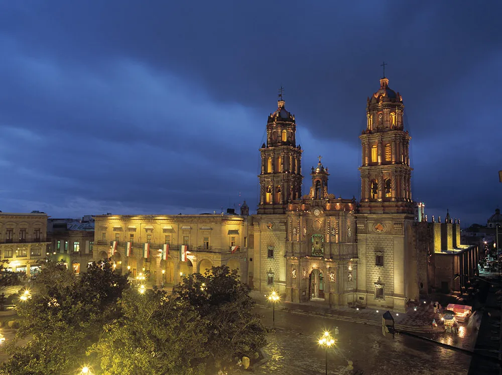Nota sobre San Luis Potosí listo para recibir a más de 300 mil visitantes que dejarán una derrama económica superior a los 235 millones de pesos