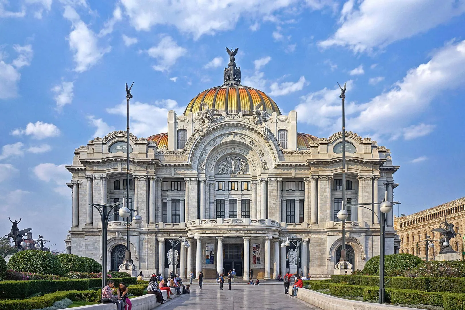 Nota sobre Palacio de Bellas Artes, edificio emblemático de la Ciudad de México