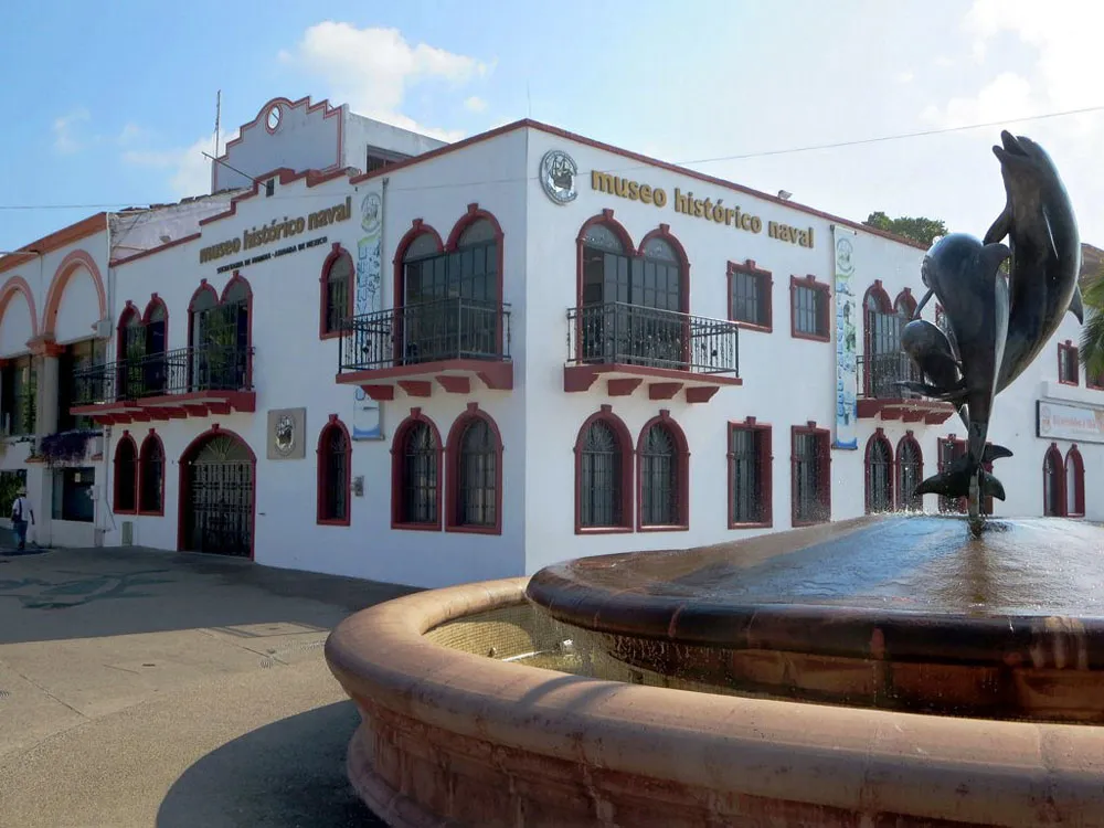 Nota sobre Cómo es el Museo Histórico Naval de Puerto Vallarta