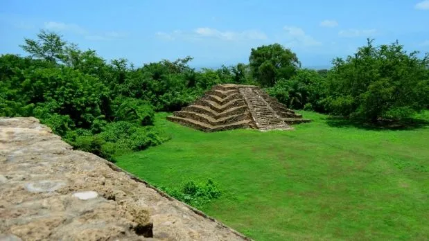 Nota sobre Sitio arqueológico de Lagartero en Chiapas
