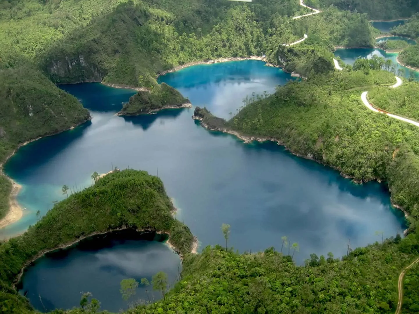 Nota sobre El hechizo de las Lagunas de Montebello, Chiapas