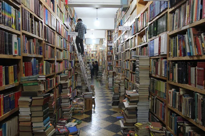 Nota sobre La calle de Donceles y sus librerías de viejo