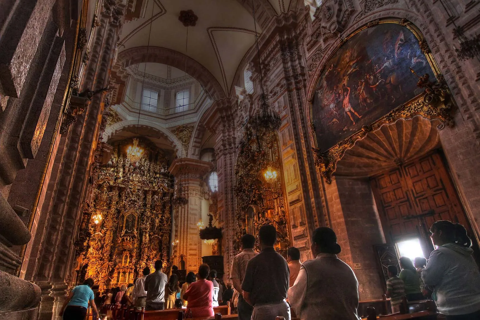 Nota sobre Vive las tradiciones de Santa Clara del Cobre, Michoacán