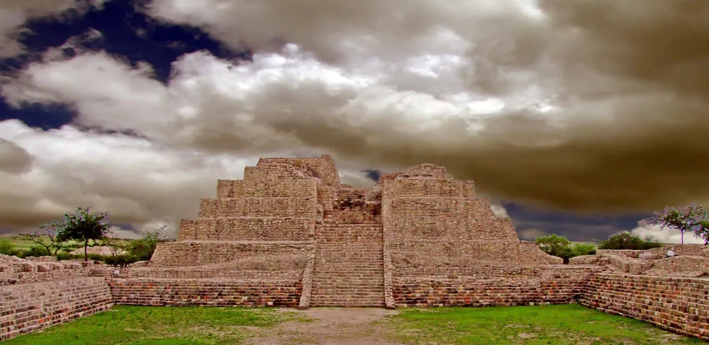 Nota sobre Aventúrate con tus amigos en el sitio arqueológico de Peralta, Guanajuato