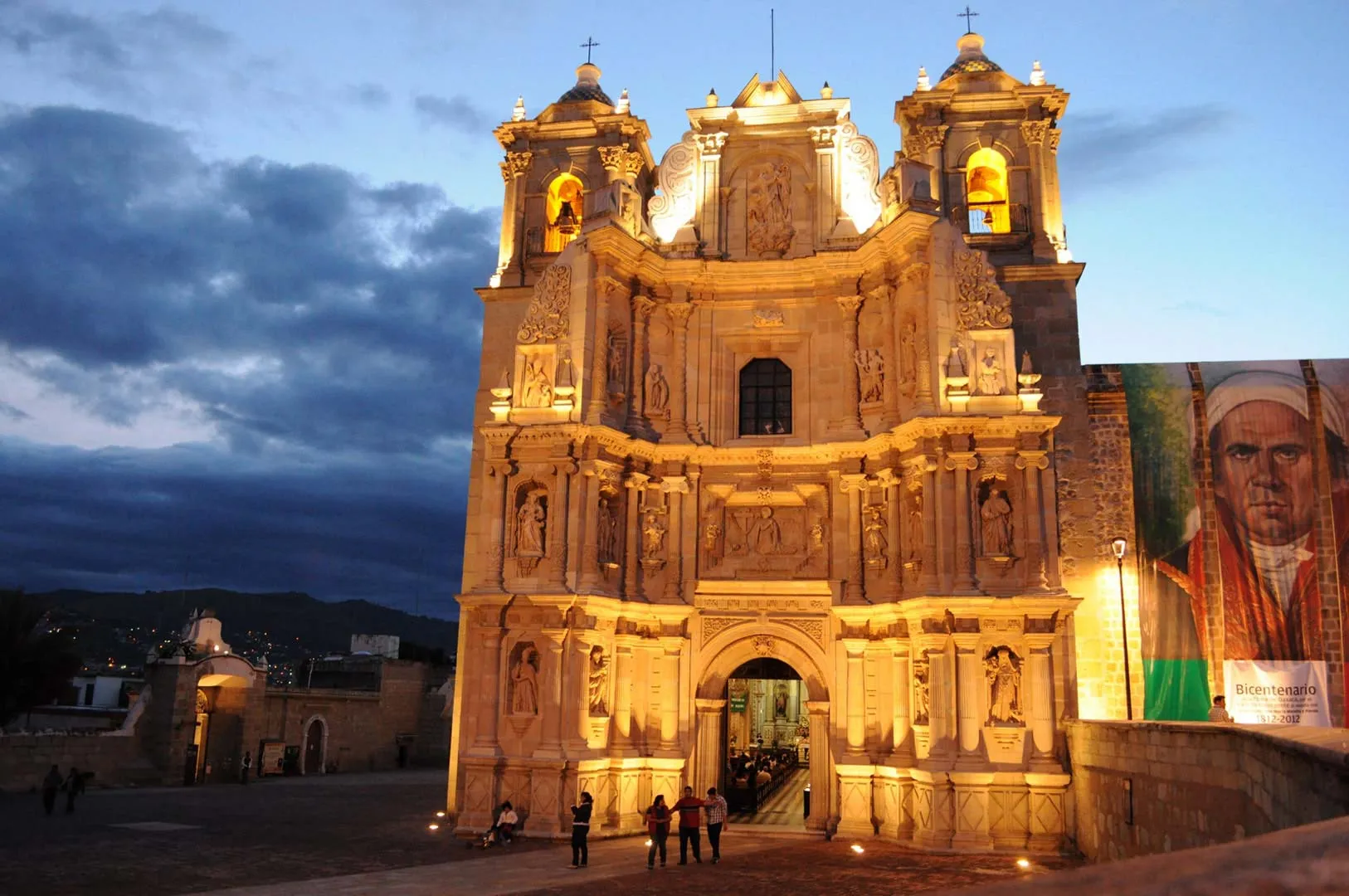 Nota sobre Una visita rápida a la Basílica de Nuestra Señora de la Soledad, en Oaxaca