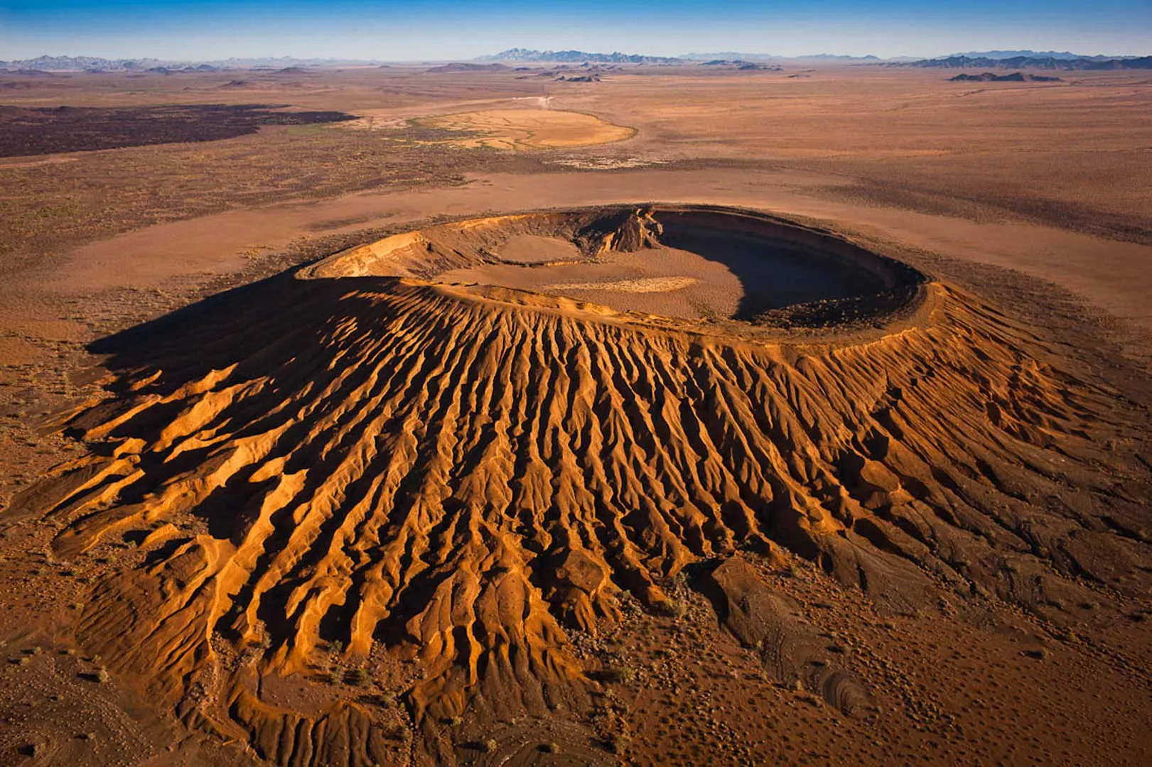Nota sobre El Pinacate, el cráter más elegante en Sonora