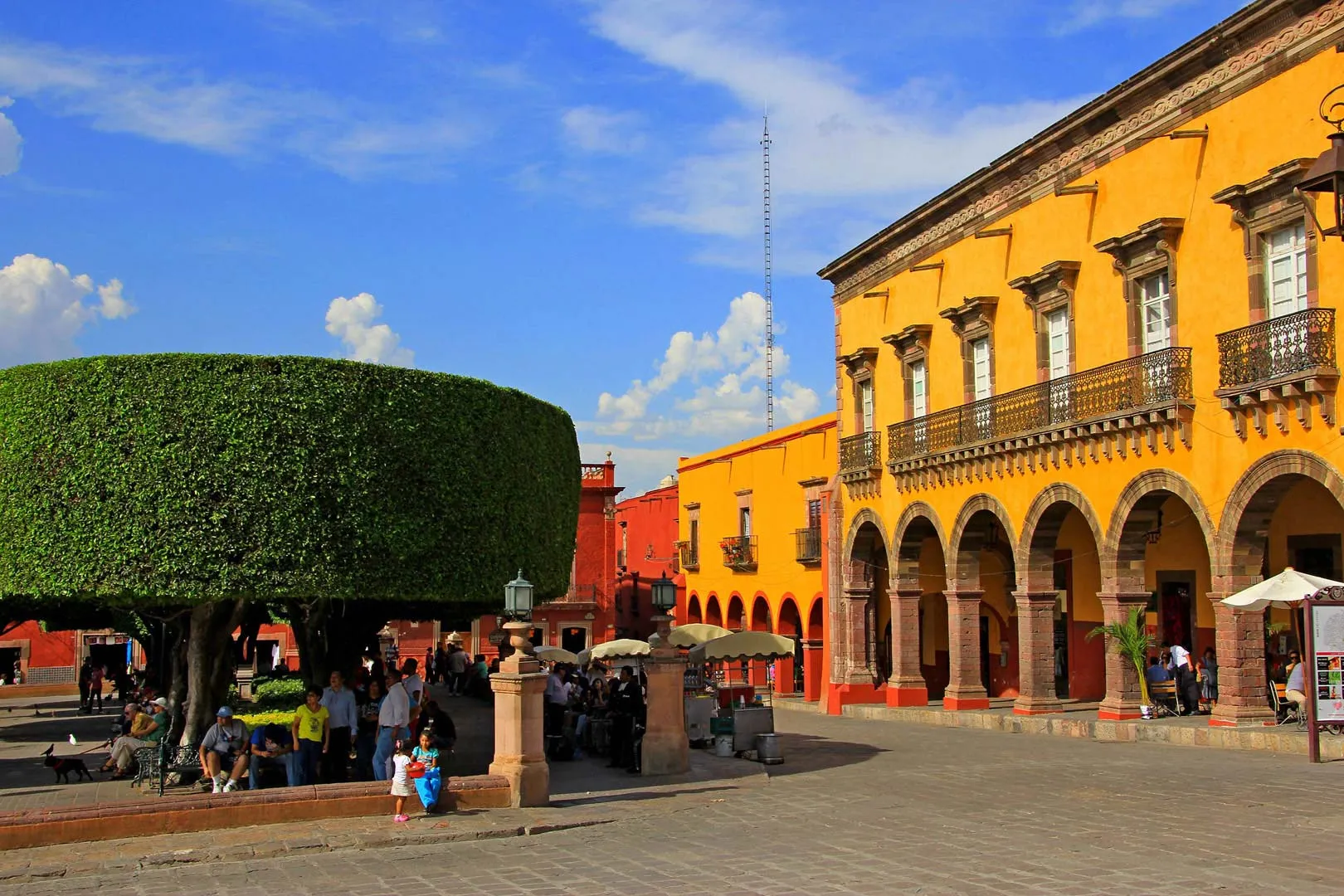 Nota sobre Colores y folclor en los Pueblos Mágicos de México