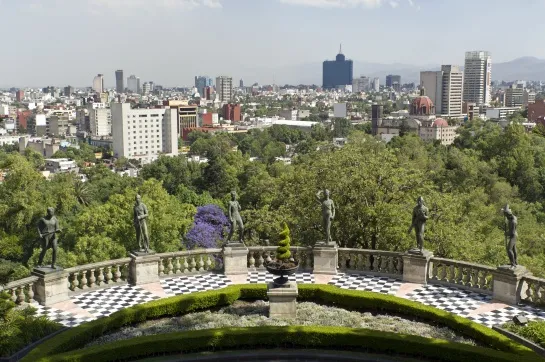 Nota sobre Los hermosos rincones del Bosque de Chapultepec