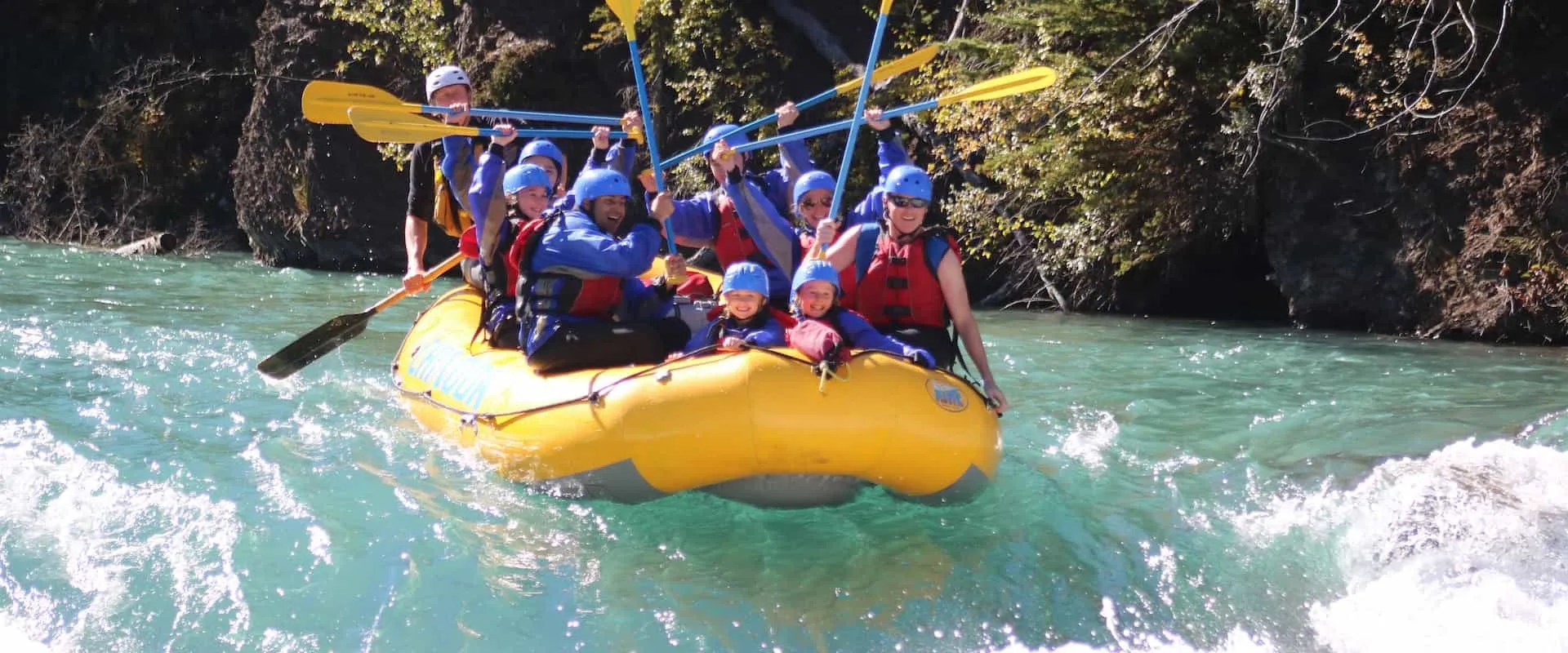 Nota sobre Aventúrate y practica rafting en los ríos de México