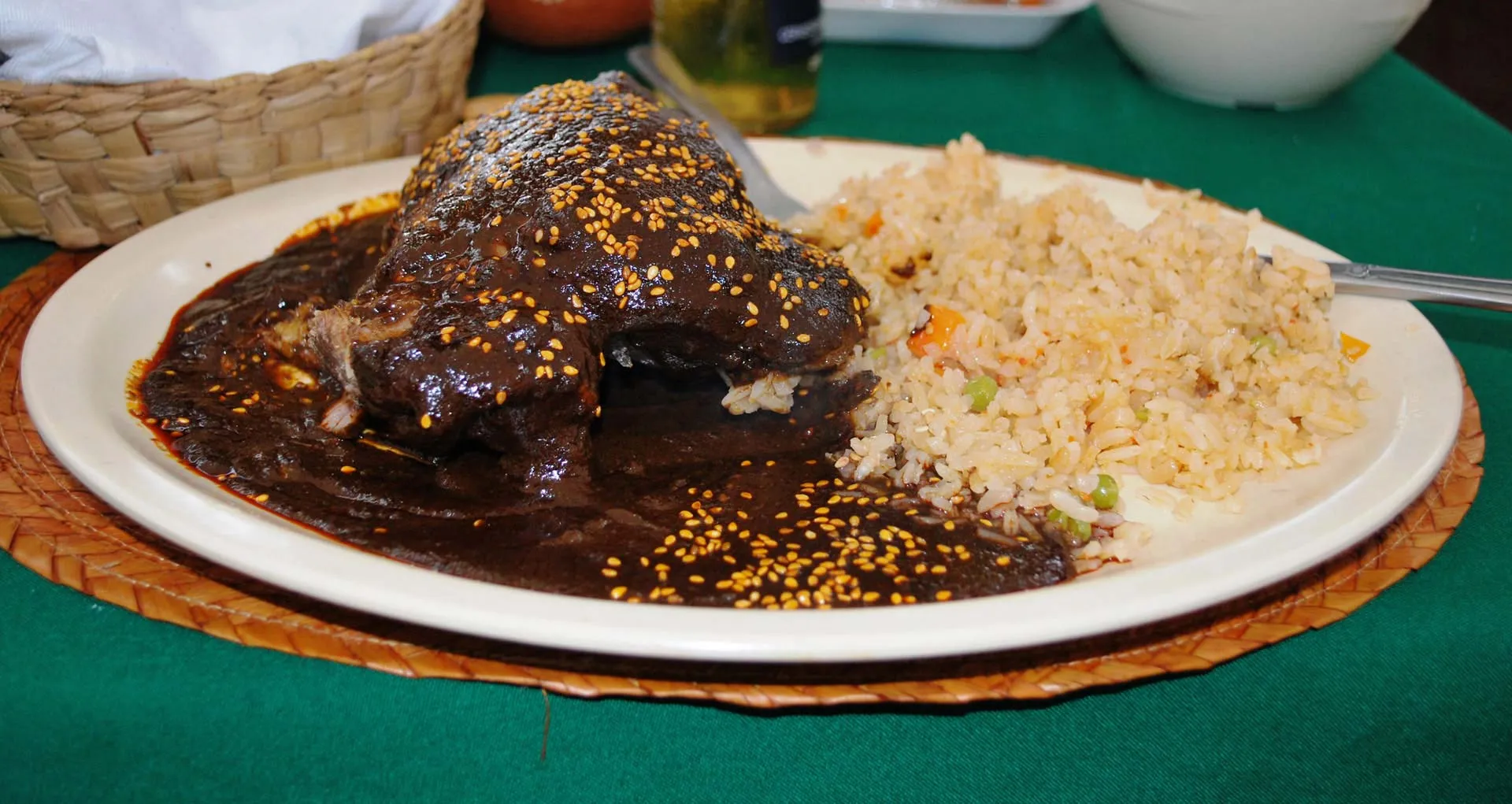 Nota sobre Degustando un delicioso mole en San Pedro Atocpan
