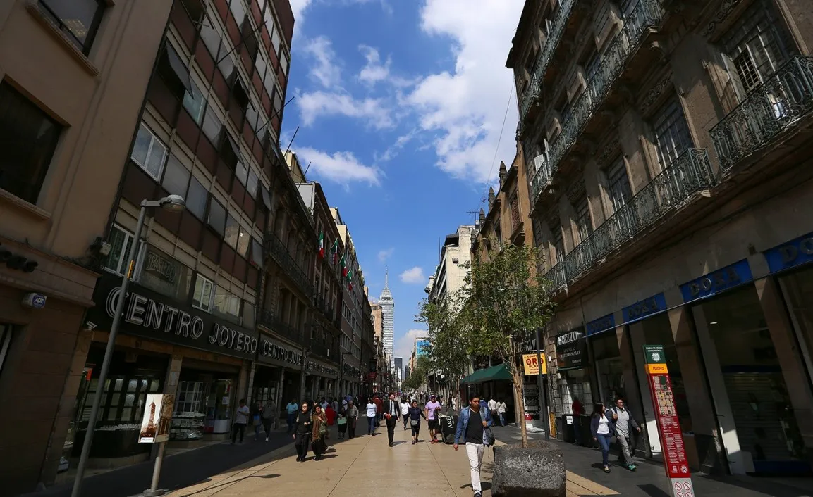 Nota sobre La Calle Madero, una arteria importante del Zócalo en CDMX