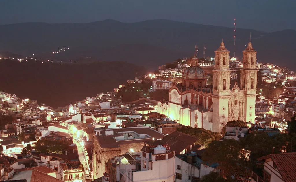 Nota sobre ¿Cómo es la vida nocturna de Taxco?