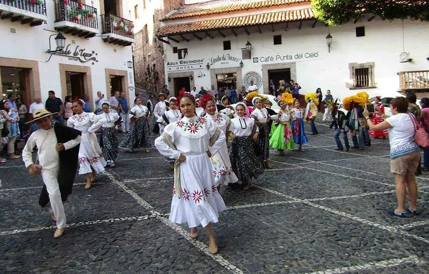 Nota sobre Disfrutando de la música tradicional de Taxco