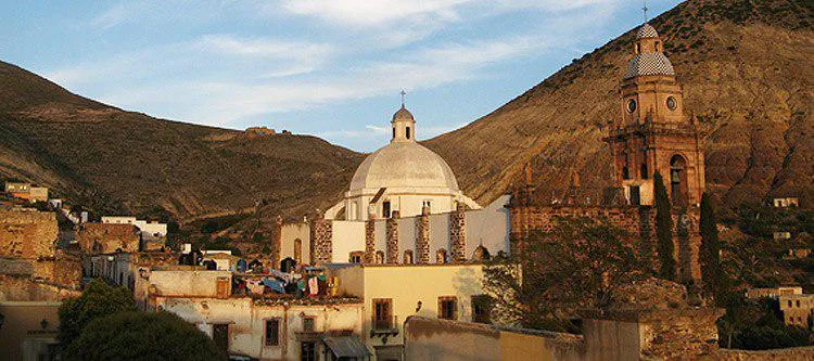 Nota sobre Año nuevo en Real de Catorce, Pueblo Mágico del Estado de San Luis Potosí