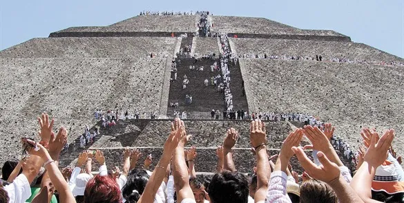 Nota sobre Equinoccio de Primavera en Teotihuacan, Estado de México