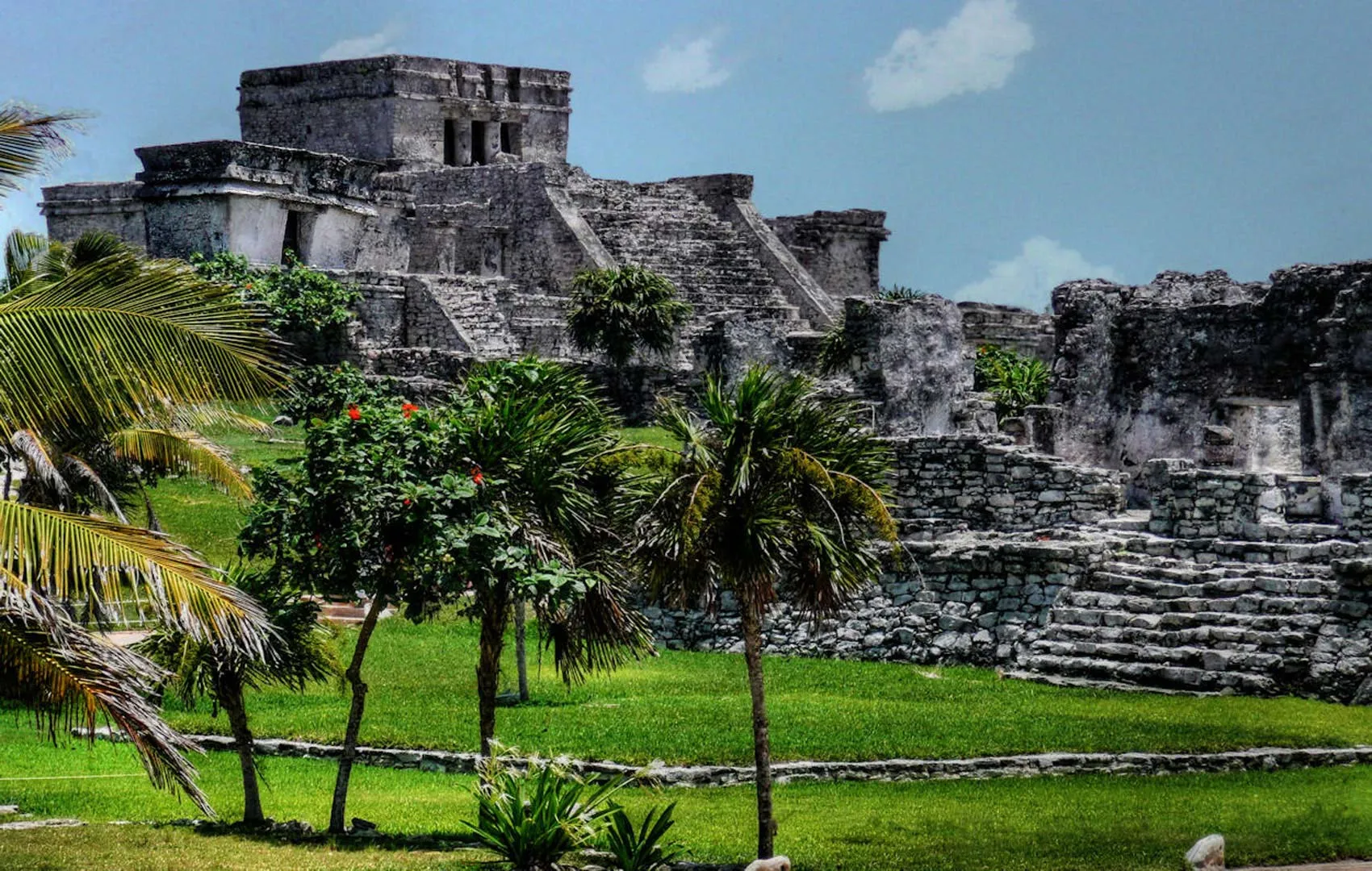 Nota sobre Excursiones arqueológicas a la Riviera Maya