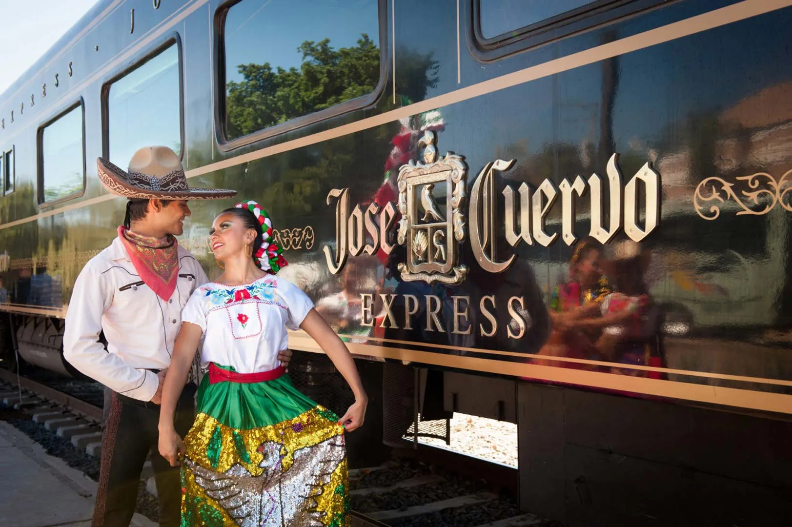 Nota sobre El tren que te lleva a vivir las raíces de México 
