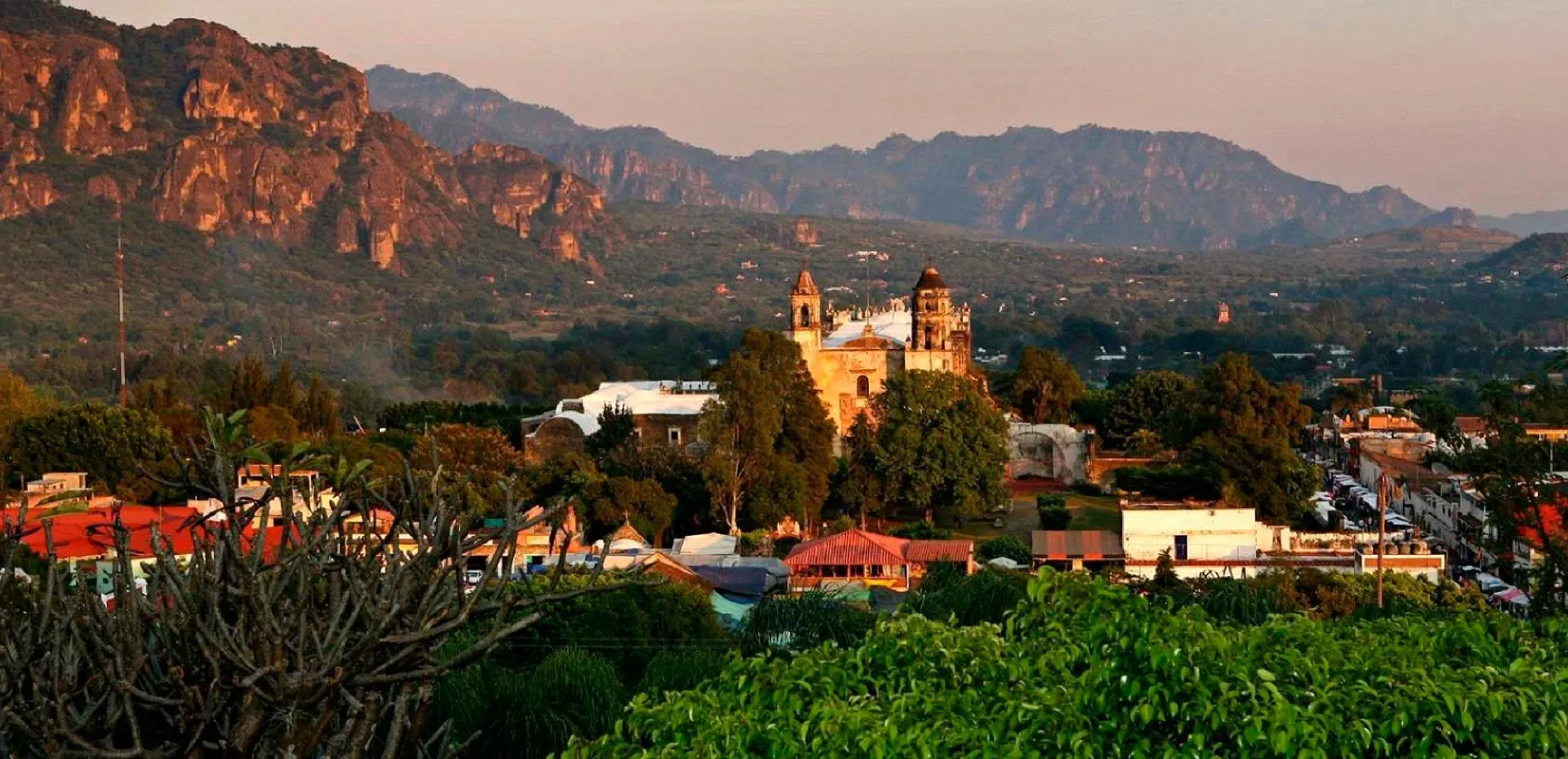 Nota sobre Habitantes de famosos destinos mexicanos impiden el paso a turistas por el Covid 19