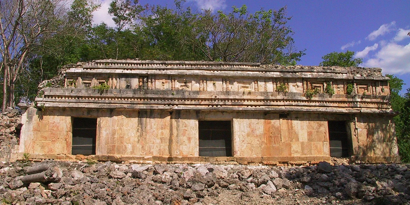 Nota sobre  Chunhuhub  y el turismo arqueológico en Campeche