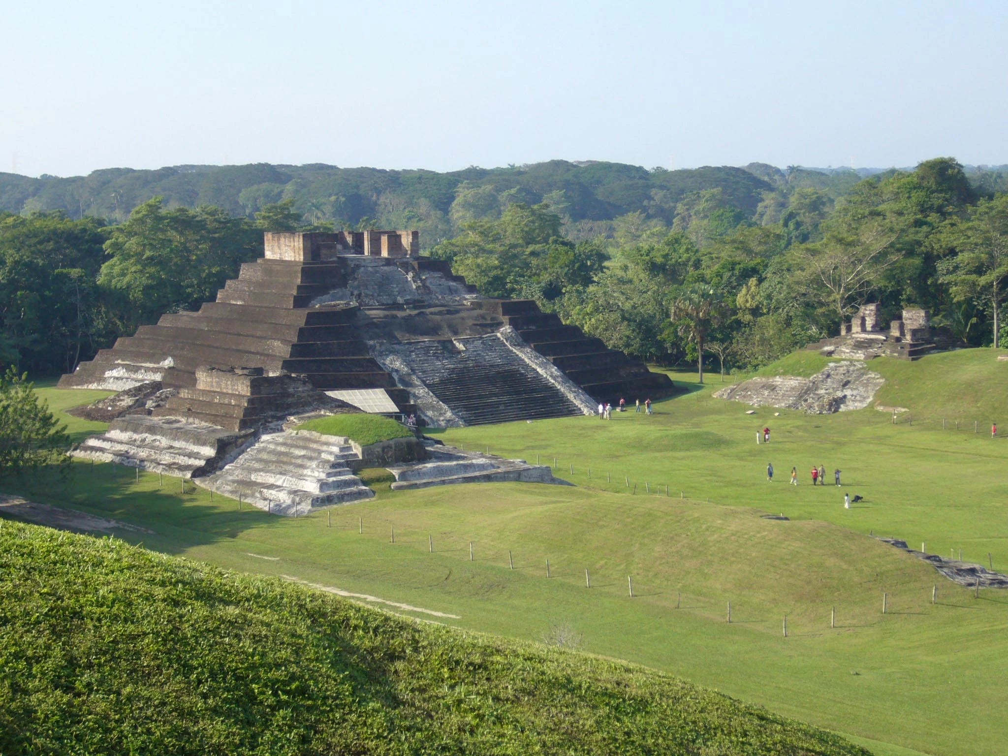 Nota sobre Zona arqueológica de Comalcalco
