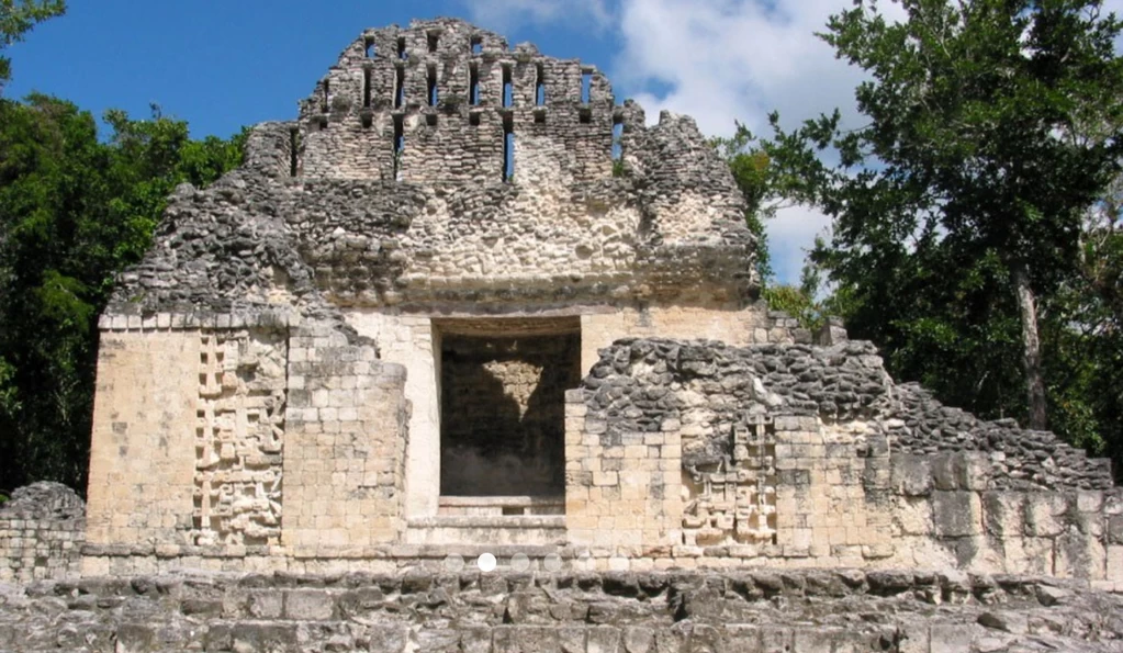 Nota sobre Zona arqueológica de Comalcalco, Tabasco