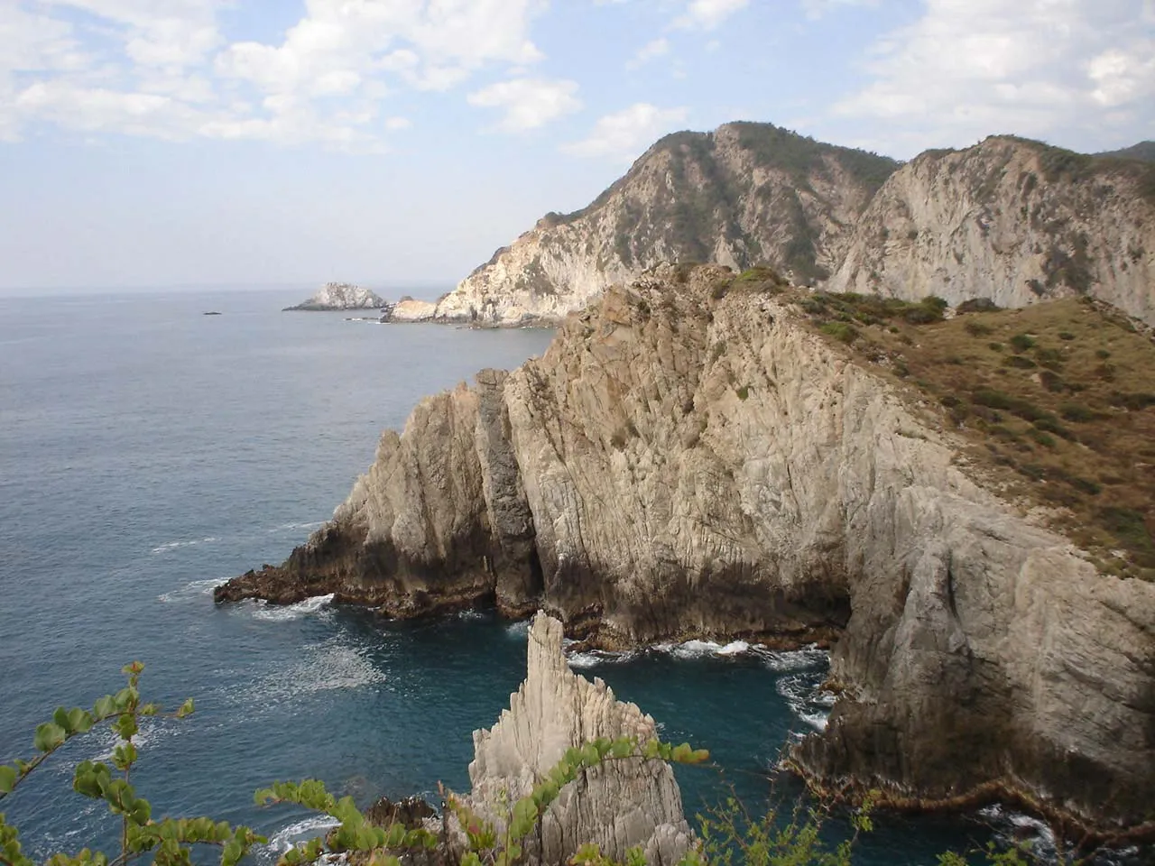 Llénate de buena vibra en Maruata, Michoacán Llénate de buena vibra en Maruata