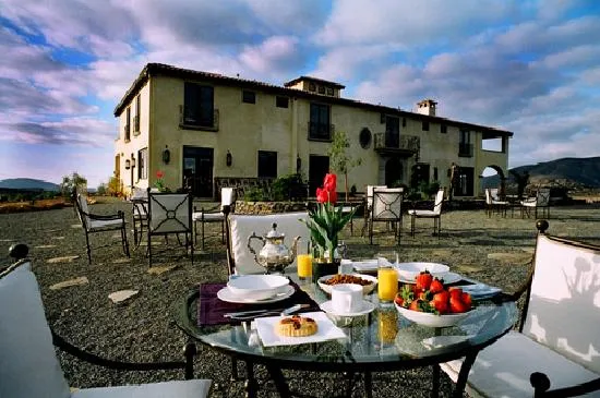 Valle de Guadalupe y sus restaurantes para una degustación familiar Valle de Guadalupe y sus restaurantes para una degustación familiar