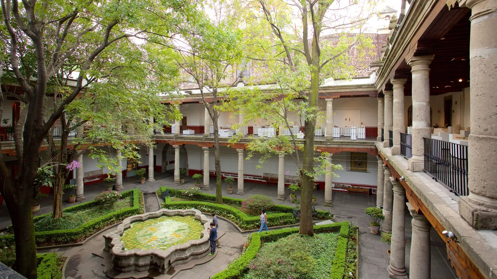 Deléitate con el arte antiguo del Museo Franz Mayer Deléitate con el arte antiguo del Museo Franz Mayer