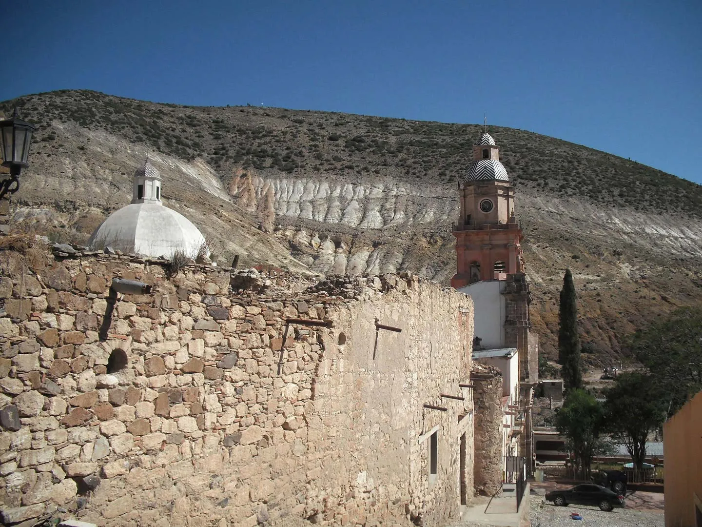 Real de Catorce y su ambiente misterioso y fantasmal Real de Catorce y su ambiente misterioso y fantasmal
