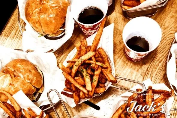 Los mejores paseos y hamburguesas en Coyoacán