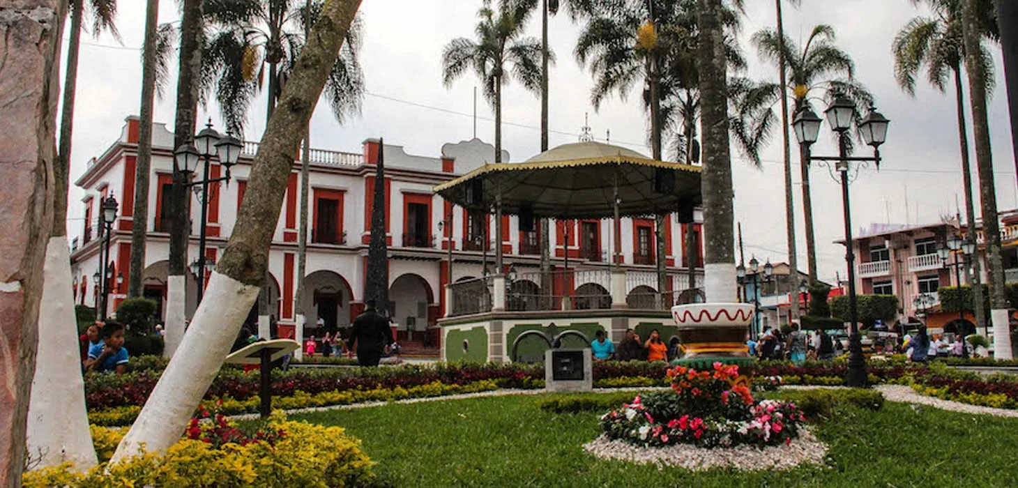 Valle de Bravo Pueblo Magico