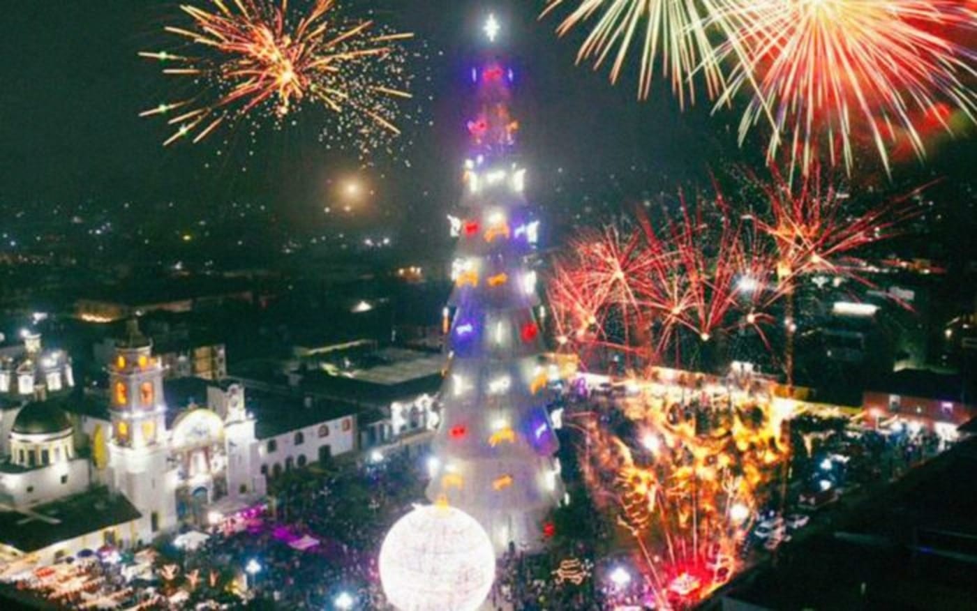 Chignahuapan: tradición artesanal y espíritu festivo en la ciudad de la eterna Navidad Chignahuapan: tradición artesanal y espíritu festivo en la ciudad de la eterna Navidad