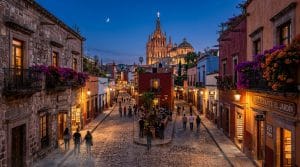 Pueblos Mágicos con encanto nocturno: Descubre su lado místico, leyendas urbanas y la vida cultural después del atardecer