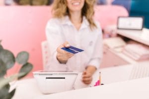 Manejo de gastos de salud de rutina: beneficios de las tarjetas de crédito con cashback México en DiDi Finanzas
